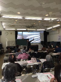 写真　講演会の模様2